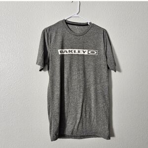 Oakley Gray Men's T-Shirt Sz M